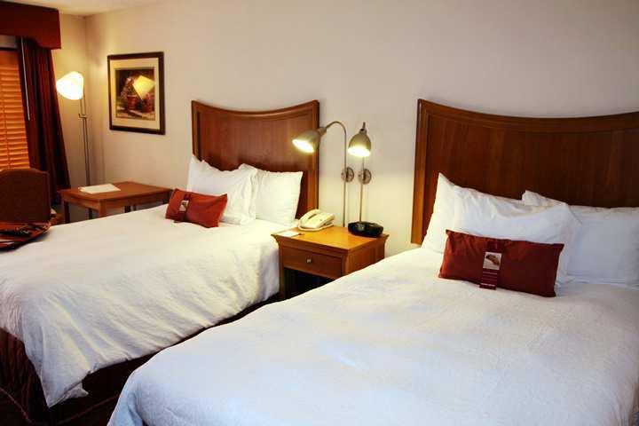 Hampton Inn Chapel Hill Bilik gambar